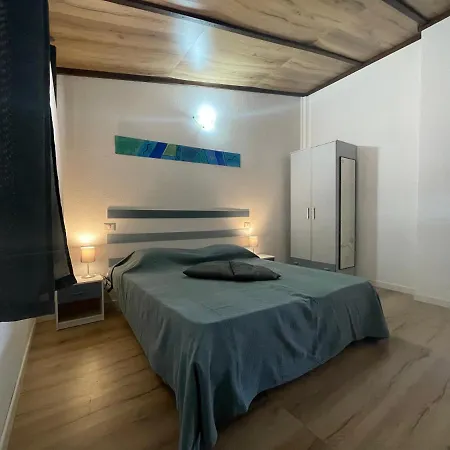 아파트 Sa Domo De Mannoi