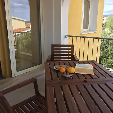 Lägenhet Sa Domo De Mannoi Orosei